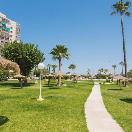 Estudio Recien Reformado En Primera Linea De Playa Apartment Беналмадена Екстериор снимка