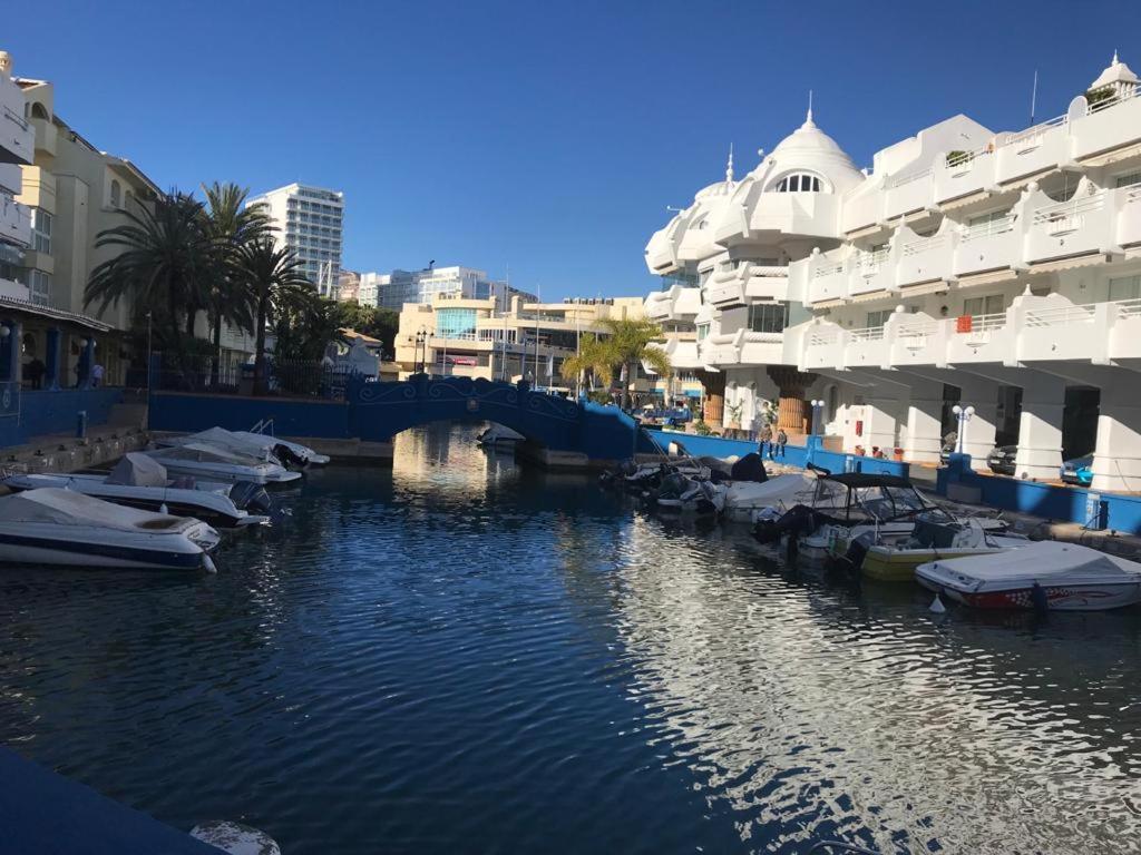 Estudio Recien Reformado En Primera Linea De Playa Apartment Беналмадена Екстериор снимка